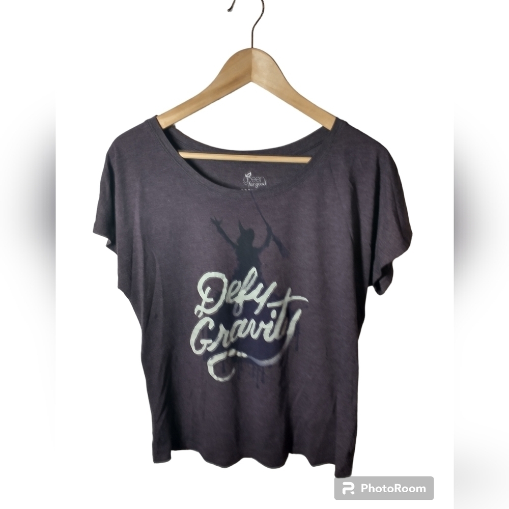 Wicked Heather Purple t shirt, size L